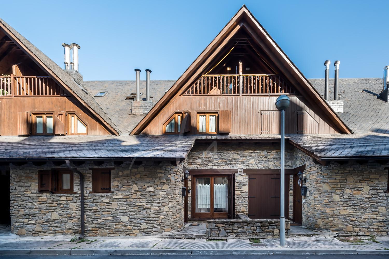 Casa Garona By Seamount Rentals Bossòst Exteriör bild